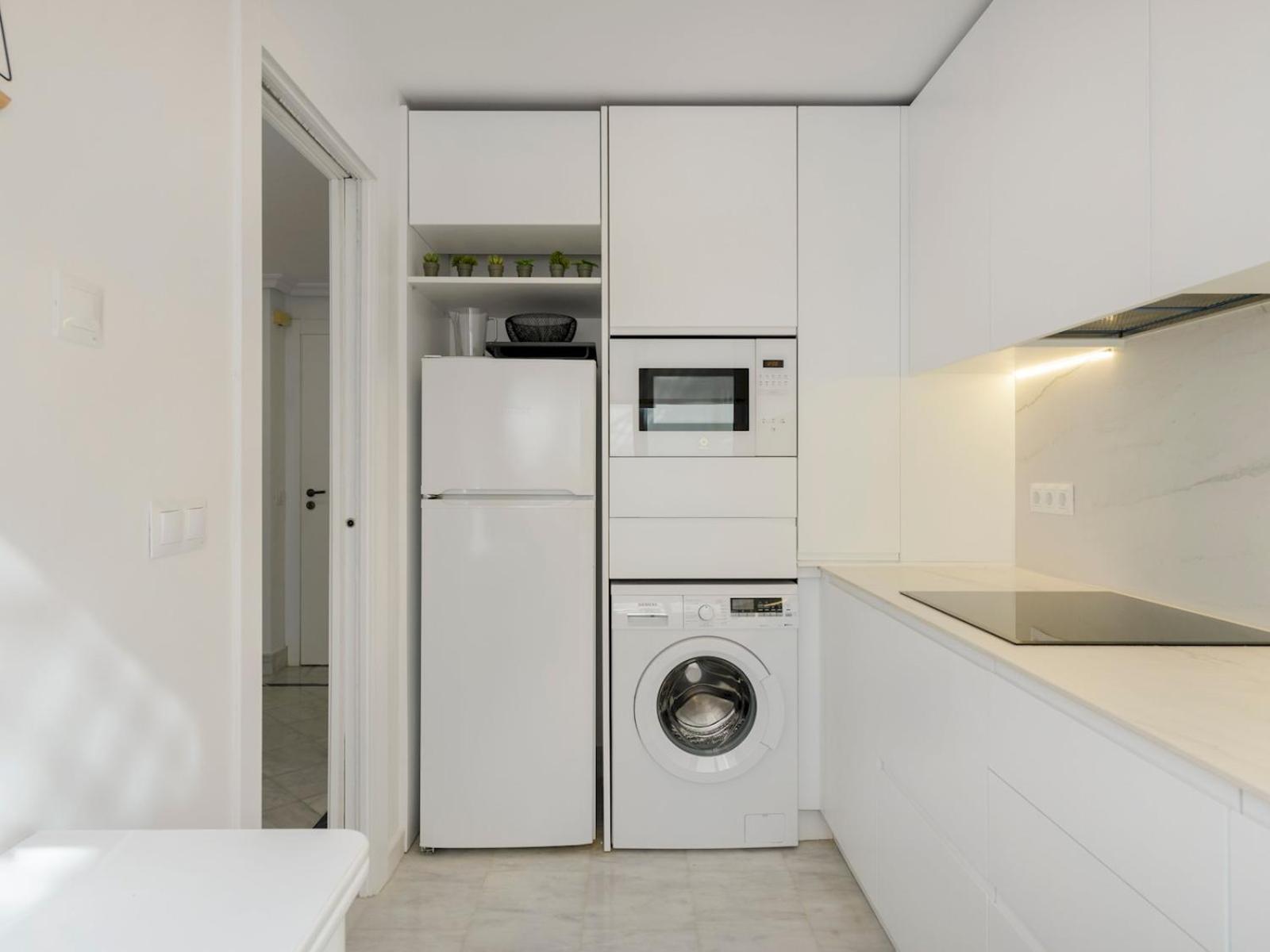 Pass The Keys Stunning Beachfront In Appartement *